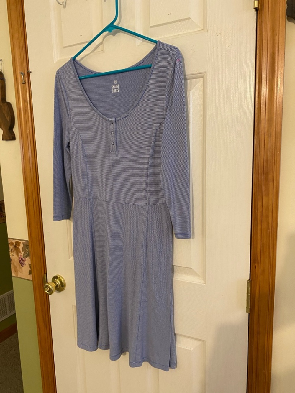 SO Lightweight Scoop-Neck Long Sleeve Blue Skater Dress